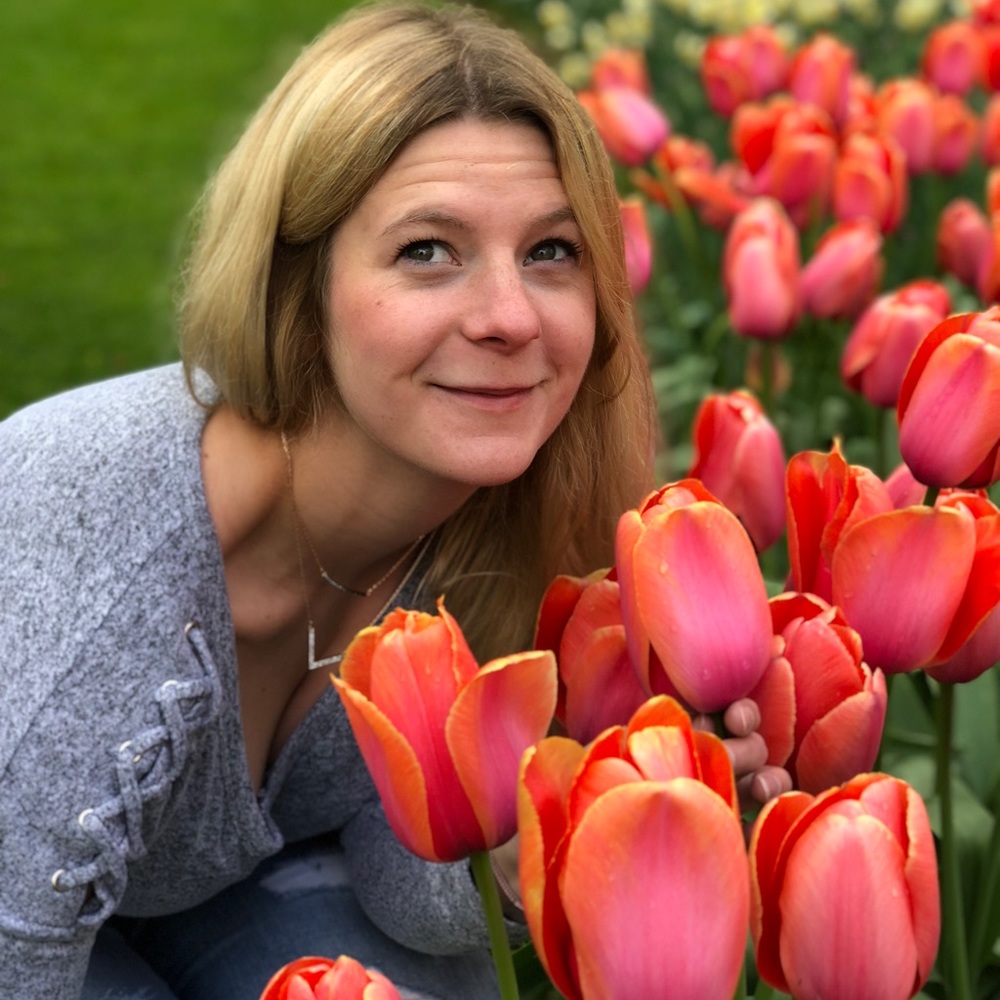 Meet your Posher, Laura